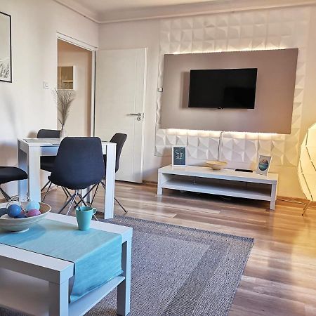 Central Home Apartment In The City Center Эгер Экстерьер фото