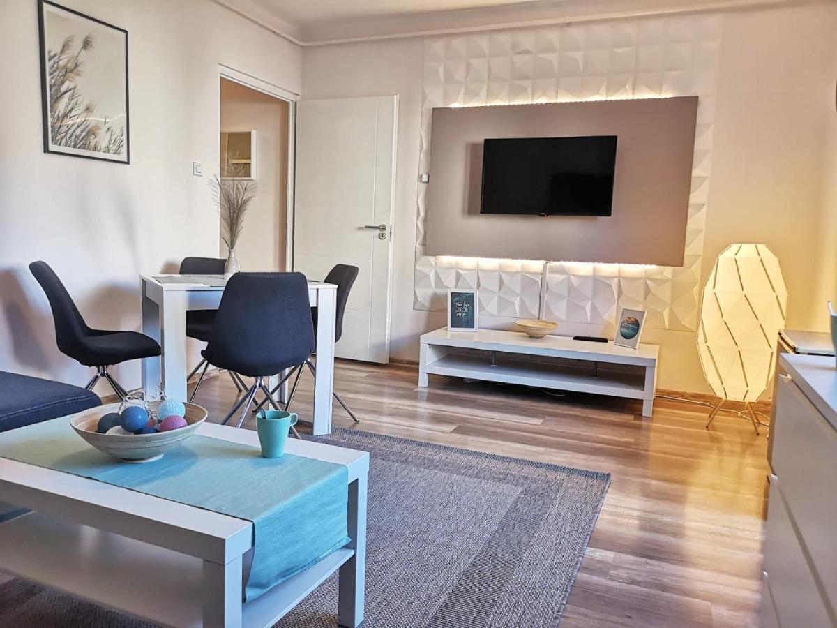 Central Home Apartment In The City Center Эгер Экстерьер фото